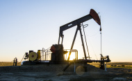 stock-photo-48095274-oil-and-gas