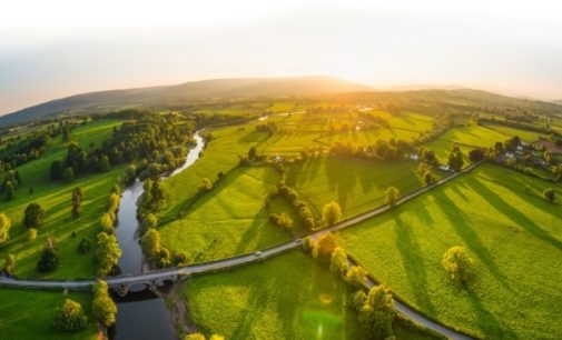 €500 million sale of Kerry Dairy Ireland to Kerry Co-Operative Creameries