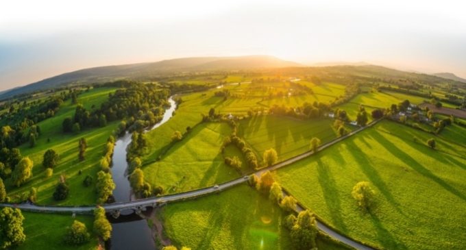 €500 million sale of Kerry Dairy Ireland to Kerry Co-Operative Creameries